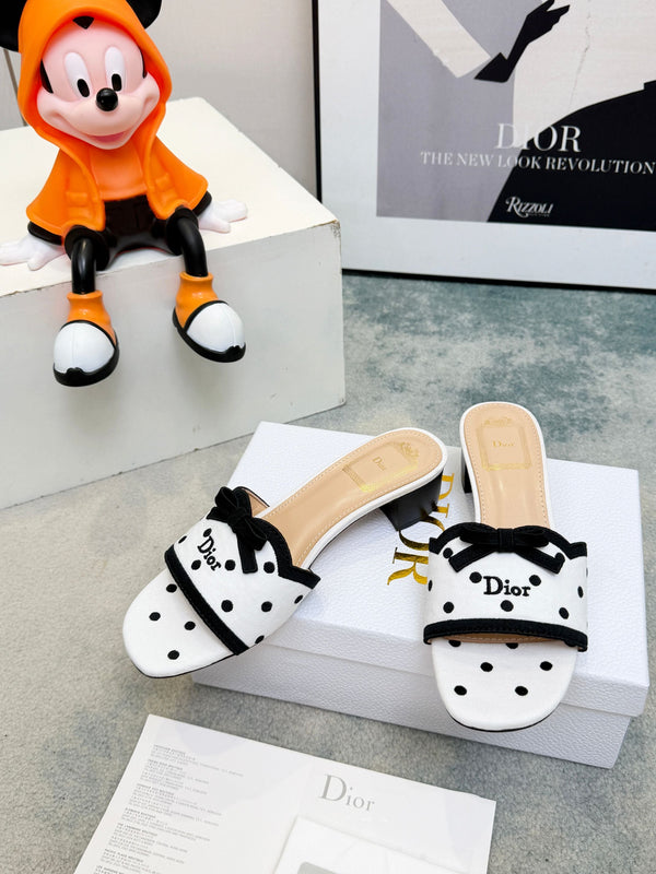 CD Dway Heeled Mules White Polka Dot Bow 987032