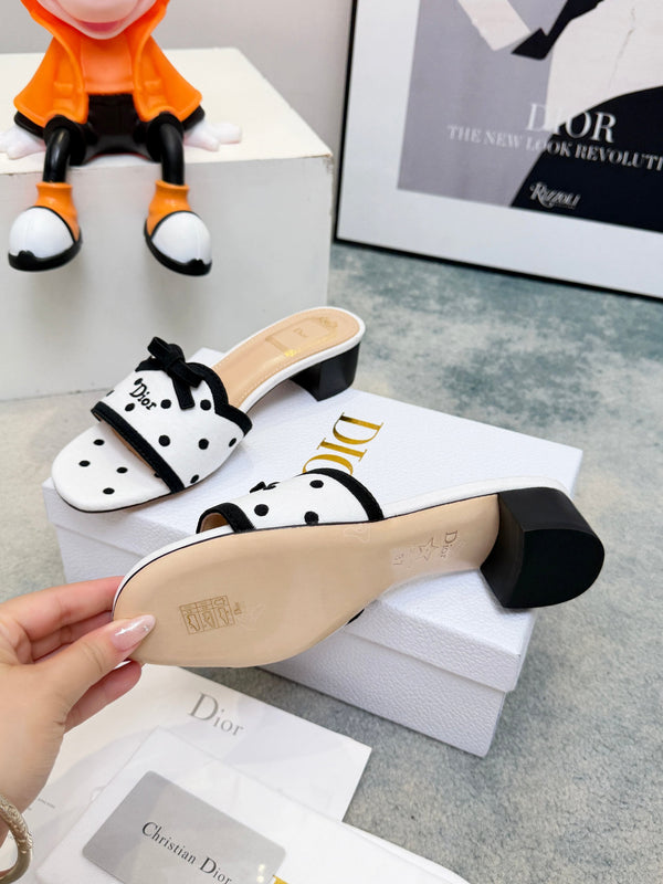 CD Dway Heeled Mules White Polka Dot Bow 987032