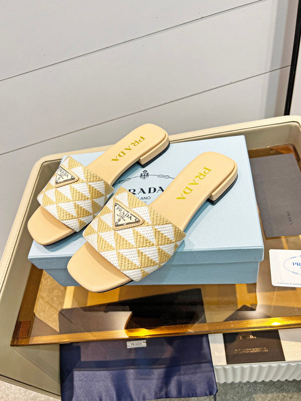 Prad 26s Enameled Metal Triangle Printed Slides White  Beige Leather Cotton 986590