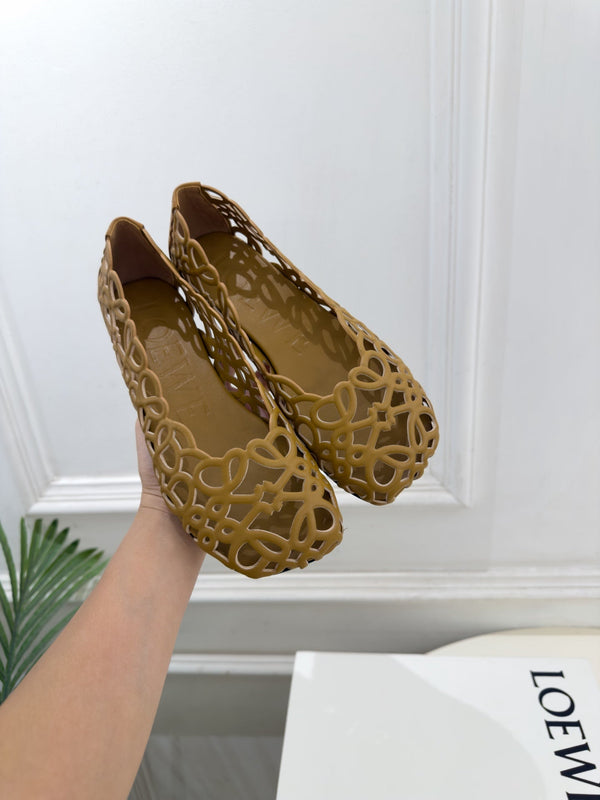 LW Petal Anagram Ballet Flats Pale Brown Leather 111595