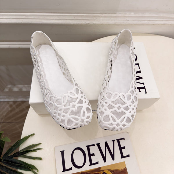 LW Petal Anagram Ballet Flats Pale White Leather 111593