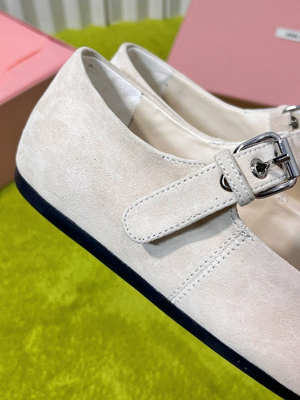 Miu 26S Mary Jane Flats Buckled Strap Logo Cream Suede 137199