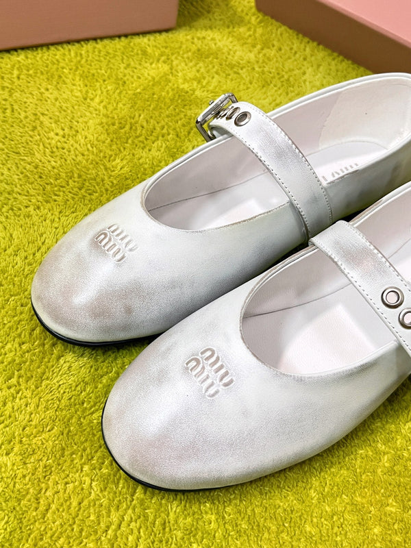 Miu 26S Mary Jane Ballerina Flats Buckle White Cowhide 137196