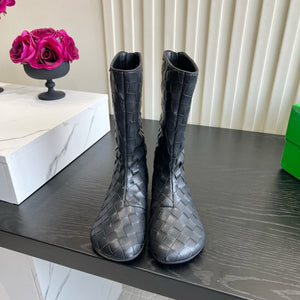 BV 26S Atomic Boots Intrecciato Black Leather 136462