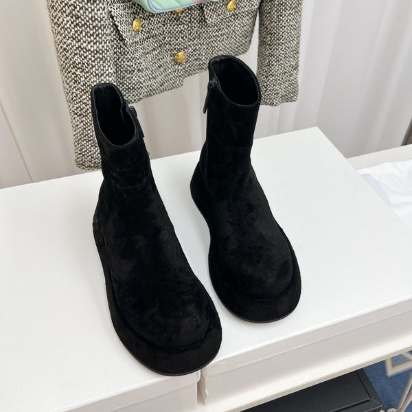 TR 26S Platform Ankle Boots 4cm Side Zip Black Suede 140945