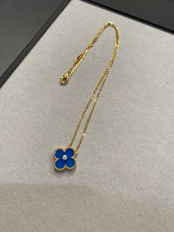 VCA Clover Vintage Agate Blue 1 Diamond Necklace Gold