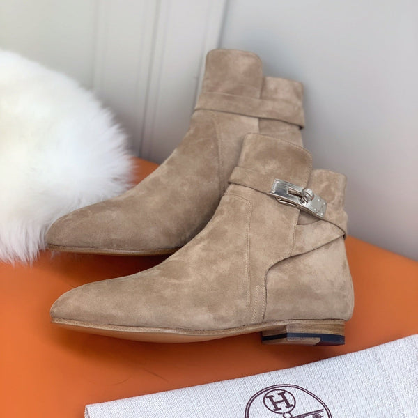 HM 26S Kelly Buckle Neo Ankle Boots 2cm Khaki Suede 112861