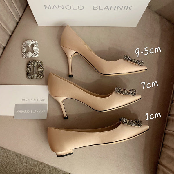 Hangisi Beige Satin Crystal Embellished Pumps 700534