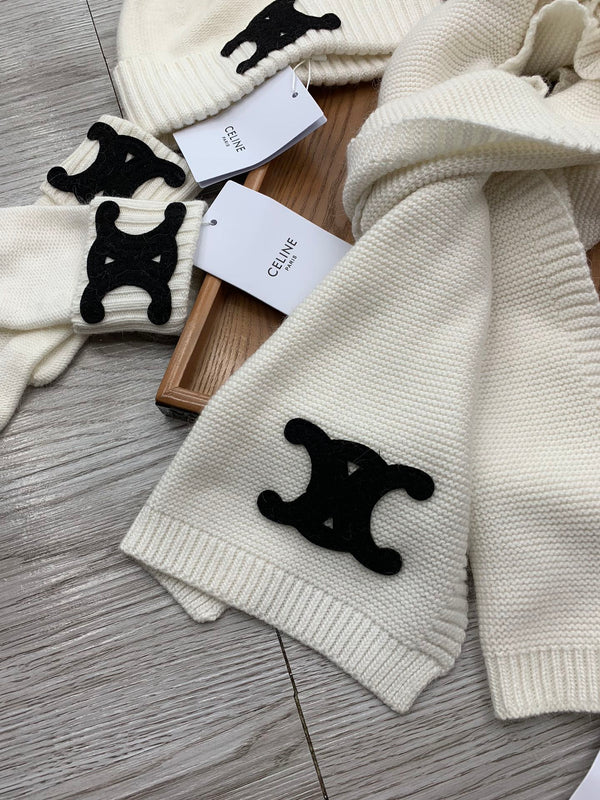 CE Hat Scarf Gloves Set White Knit Fur 475090