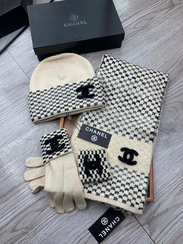 CC Hat Scarf Gloves Set Jacquard 475106