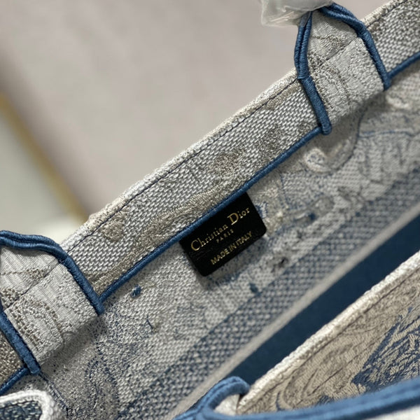 Medium CD Book Tote 36cm Gradient Blue Tiger