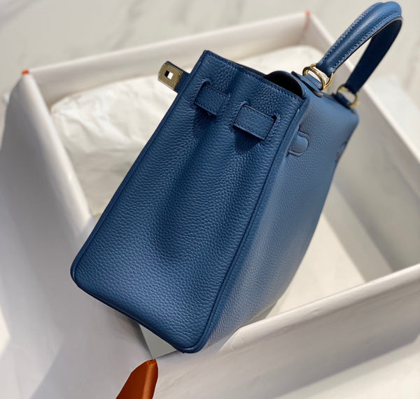 HM KELLY 32CM BAG IN NAVY TOGO GOLD HARDWARE