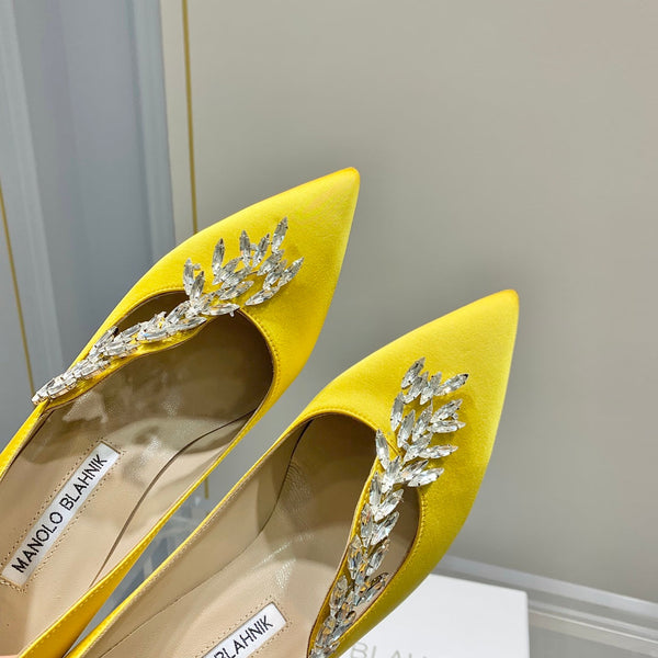 Manolo Women's Nadira Pumps 70 Yellow Satin