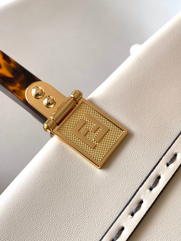 Fend Sunshine Medium Bag 35 White Leather