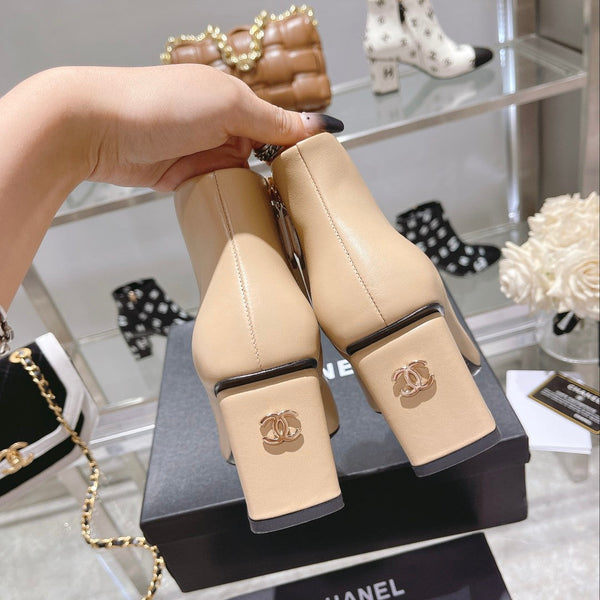 CC 26s Booties 6.5cm Black Beige Sheepskin 966879