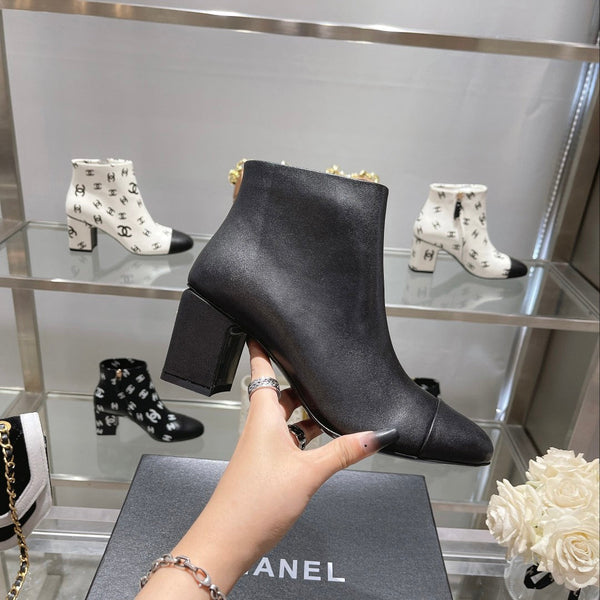 CC 26s Booties 6.5cm Black Sheepskin 966880