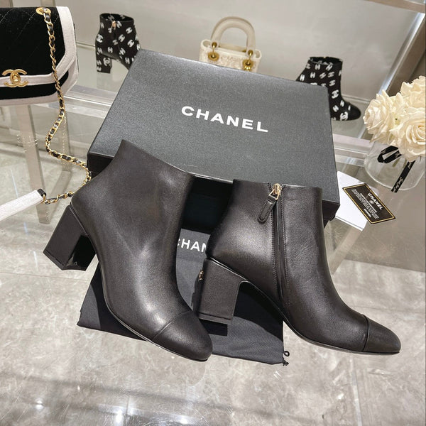 CC 26s Booties 6.5cm Black Sheepskin 966880