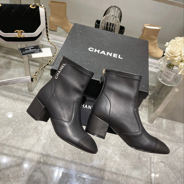 CC 26s Cap-Toe Block-Heel Ankle Boots 5cm Black Leather 966881