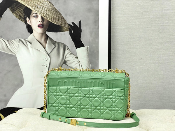 LARGE CARO BAG 28 LIGHT GREEN CALFSKIN