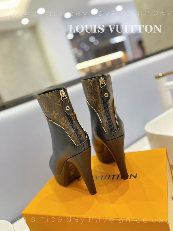 LV Afterglow Boot 10.5 Black Cowhide Monogram Canvas