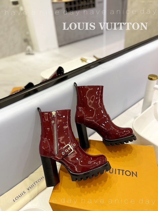 LV Star Trail Buckle Detail Boots 10.5 Burgundy Patent Leather 573944