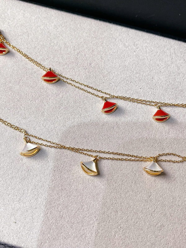 BVL 4 MOTIF GOLD DIVA DREAM BRACELET