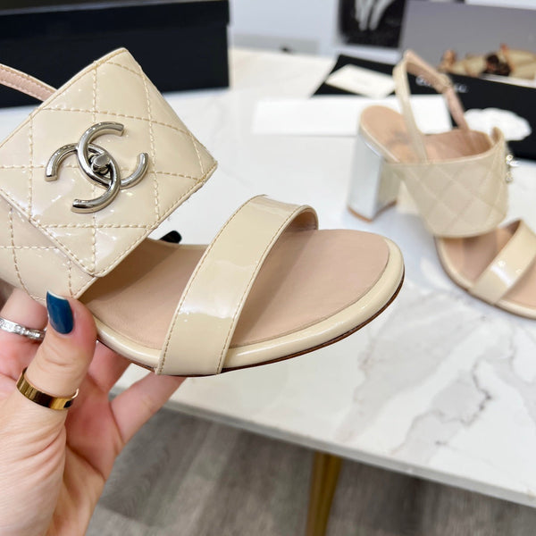 CC 26s Two-Strap Sandals 9cm Beige Patent Leather 867762