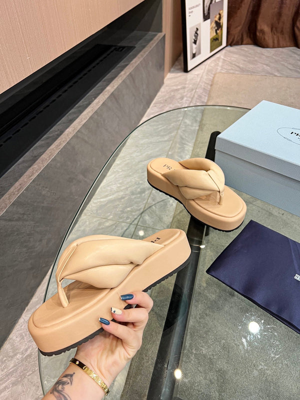 PRA THONG FLATFORM SANDALS TUSCAN LAMBSKIN