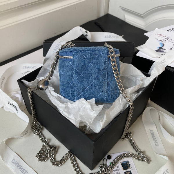 23P Vanity 11cm Denim Silver Hardware
