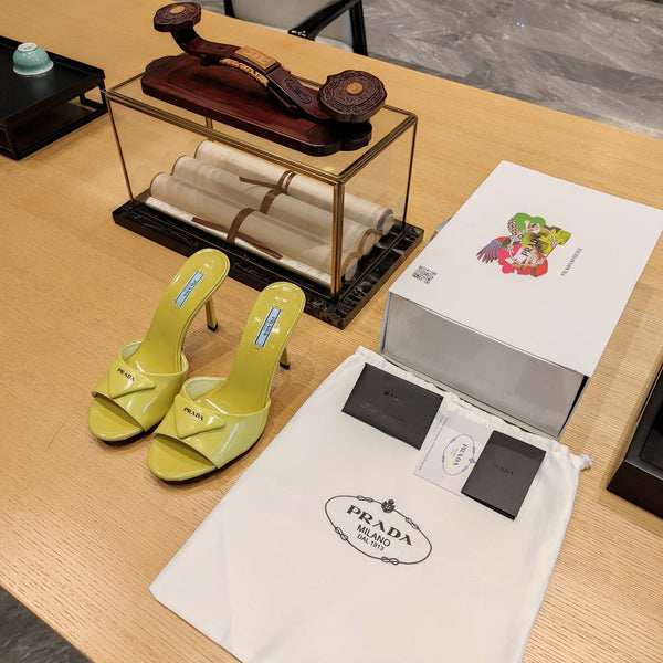 Prada 26S Open-Toe Mules 100mm in Lime Yellow Patent Calfskin with Logo