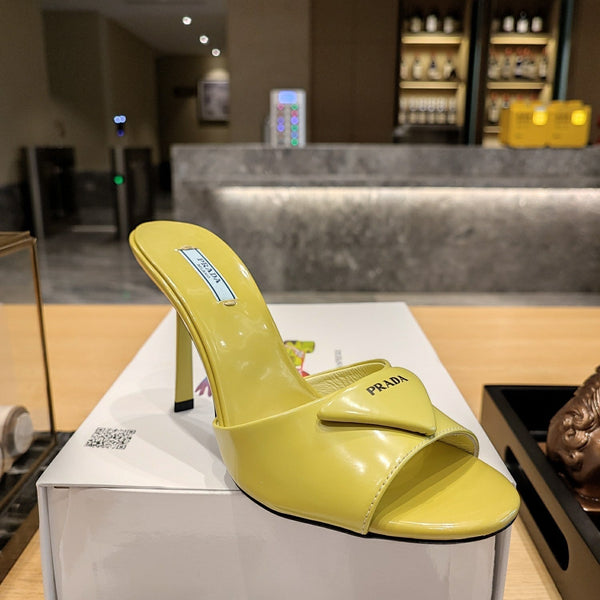 Prada 26S Open-Toe Mules 100mm in Lime Yellow Patent Calfskin with Logo