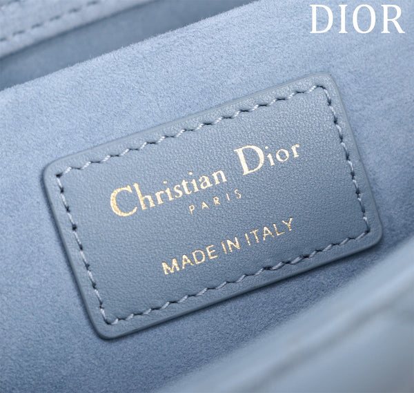 medium lady d-joy 26 cloud blue lambskin