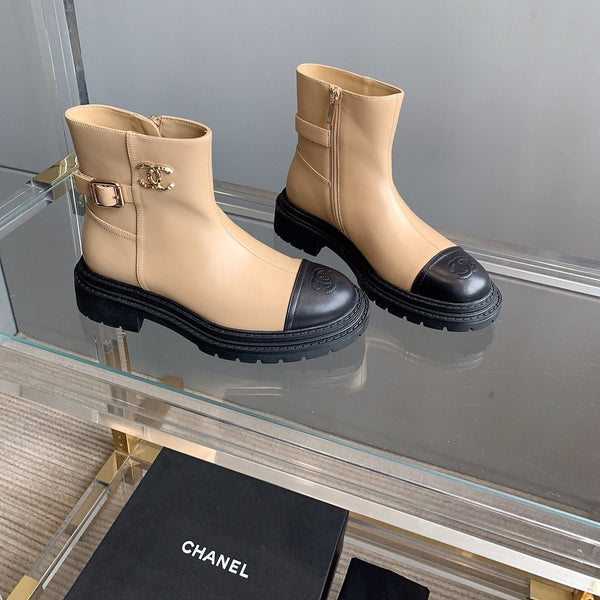 CC Cap Toe Ankle Boots Black Beige Cowhide 464571