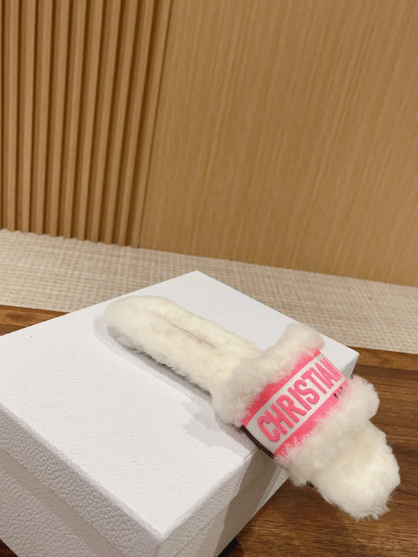 CD Dway Slide White Pink Fleece Lining And Canvas Fabric