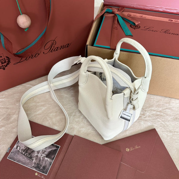 MICRO BALE BAG IN WHITE CALFSKIN
