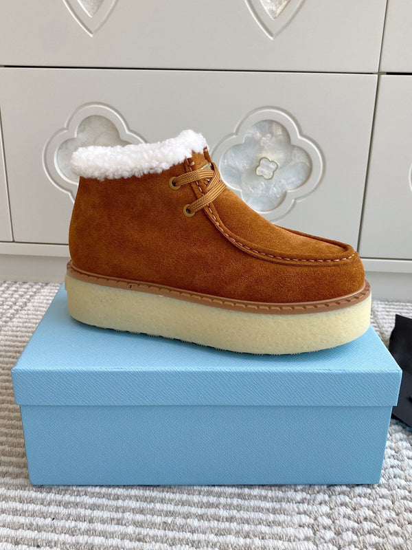 Prada Chukka Boots Caramel Suede White Shearing 564162