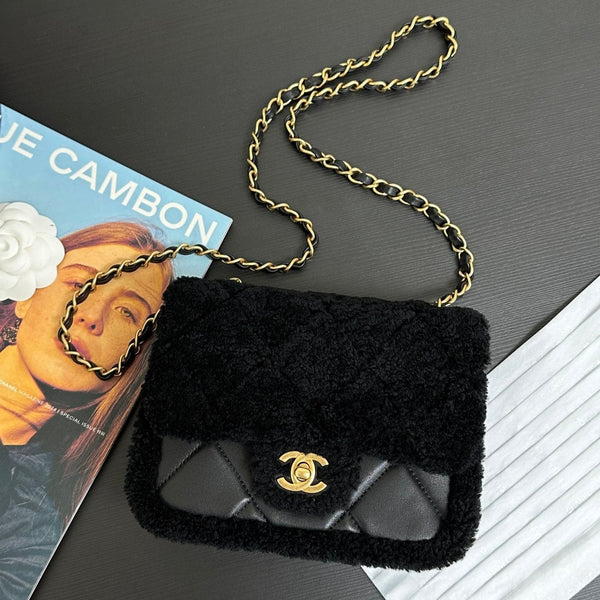 Flap Bag Mini 18cm Black Sherling Lambskin Gold Hardware