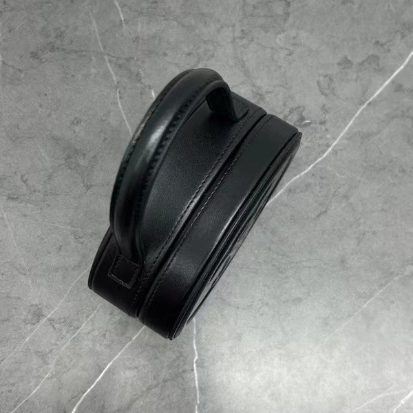 Celine Oval Minaudière Cuir Triomphe Black Calfskin