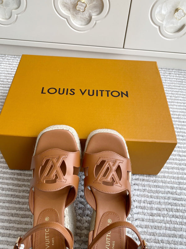 LV Letter Hollow Straw Wedge Sandals 11.5cm Gold Cowhide 291574