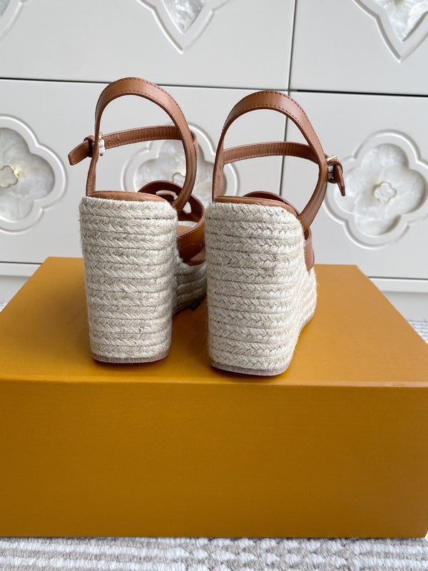 LV Letter Hollow Straw Wedge Sandals 11.5cm Gold Cowhide 291574