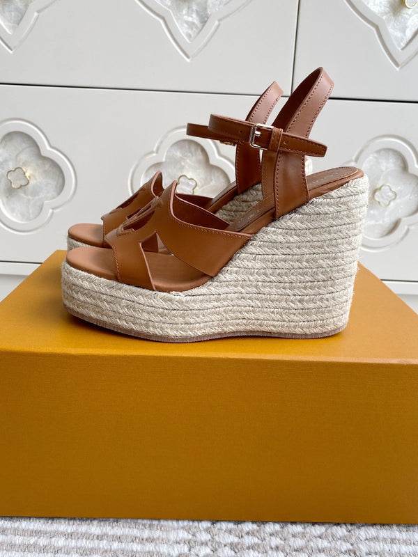 LV Letter Hollow Straw Wedge Sandals 11.5cm Gold Cowhide 291574