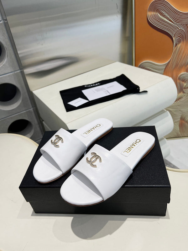 CC 26s Slide White Sheepskin 684903