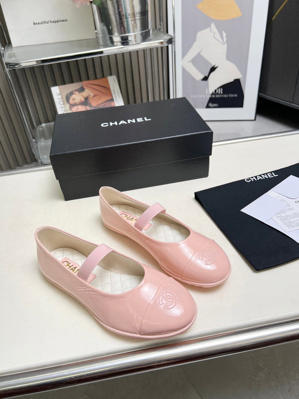 CC 26s Ballet Flat Light Pink Glossy Sheepskin 684822