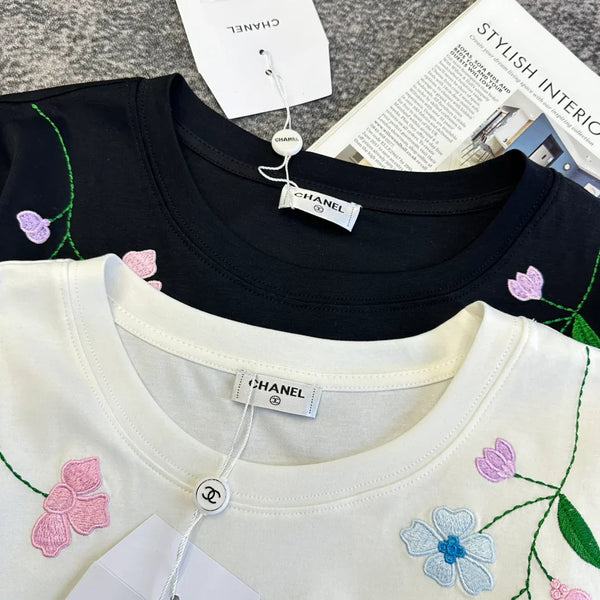 Chanel 2026 Short-Sleeve T-Shirt Black and White Cotton 359334
