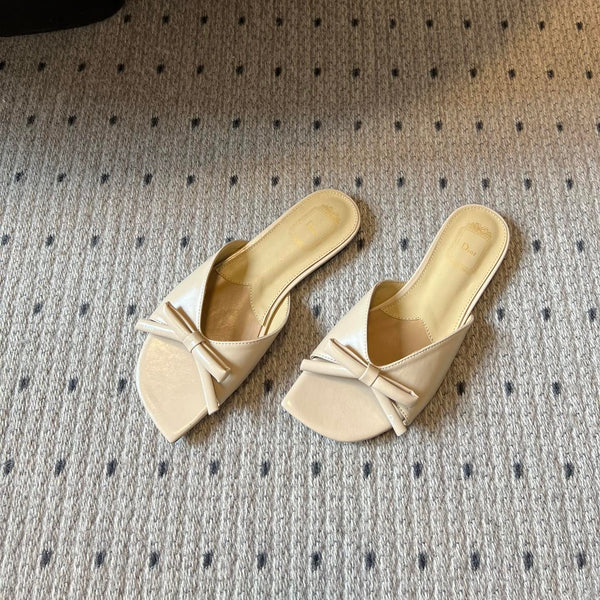 CD 26s Bow Slide Cream Satin 819999