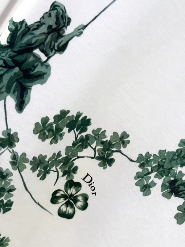 CD Fitted T-Shirt White Cotton Jersey with Green Toile de Jouy Clover Motif