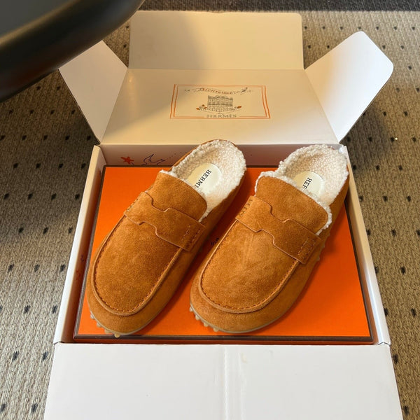 HM 26S Destin Mules Cognac Brown Suede