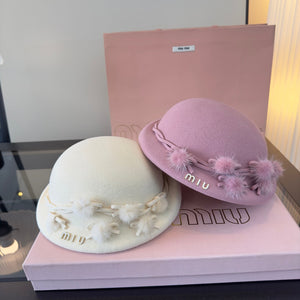 Miu Cashmere Bucket Hat 477664