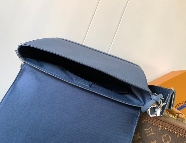 LV Aerogram messenger bag blue cowhide M21363