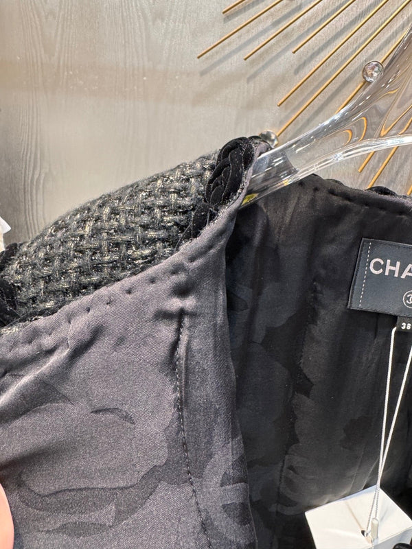 Chanel 2025 Jacket With Four Pockets And Velvet Trimblack Tweed